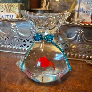 Murano Beta Goldfish In A Bag Blue Bow Hand Blown Art Glass Small Paper Weight